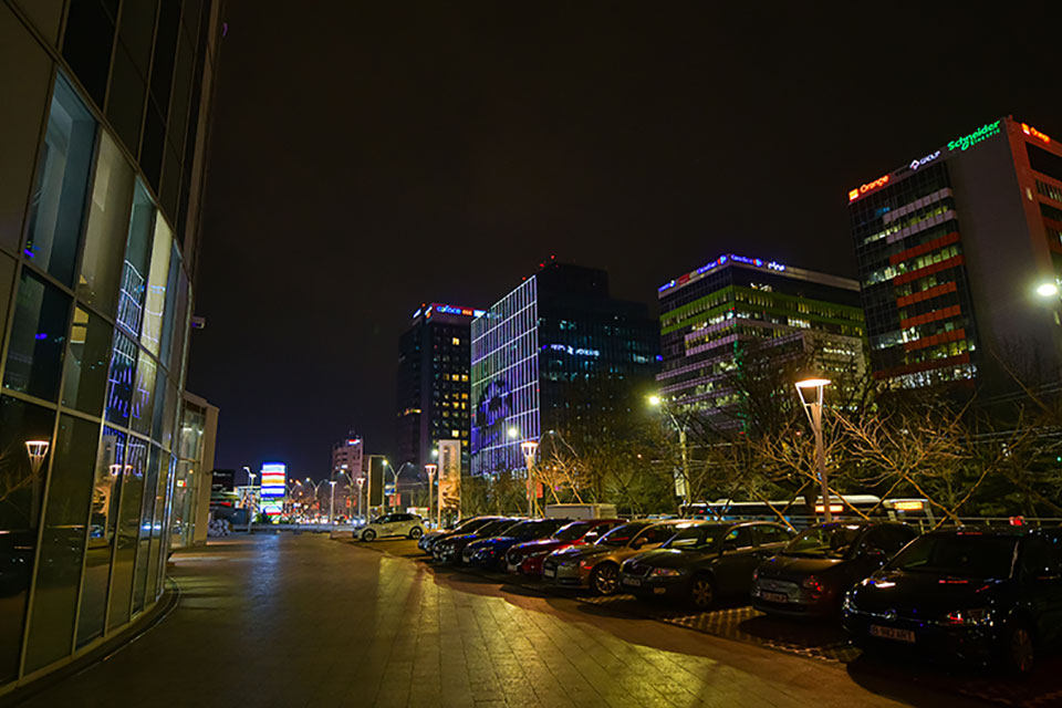 Color Kinetics Globalworth Square