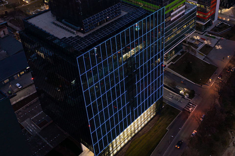 Color Kinetics Globalworth Square