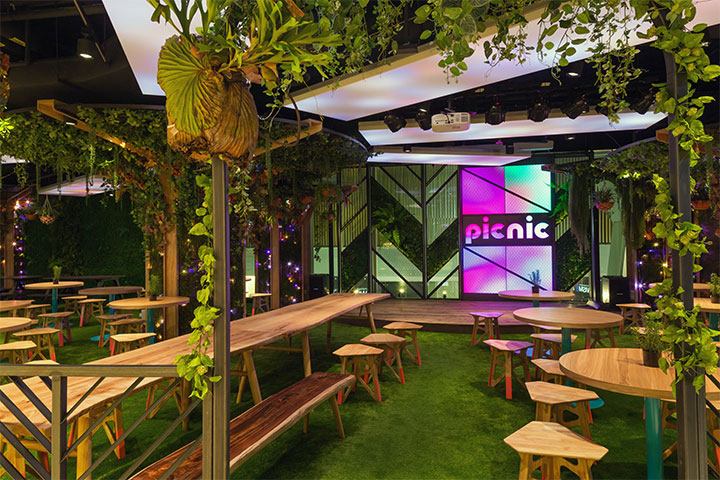 Color Kinetics Picnic Restaurant