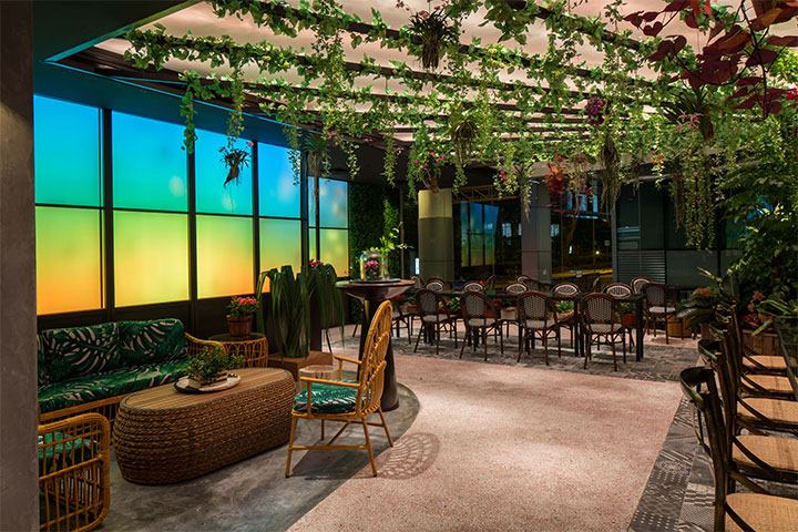 Color Kinetics Picnic Restaurant