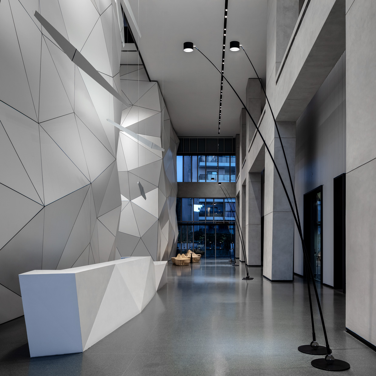 Davide Groppi Arlozorov 17 Tower