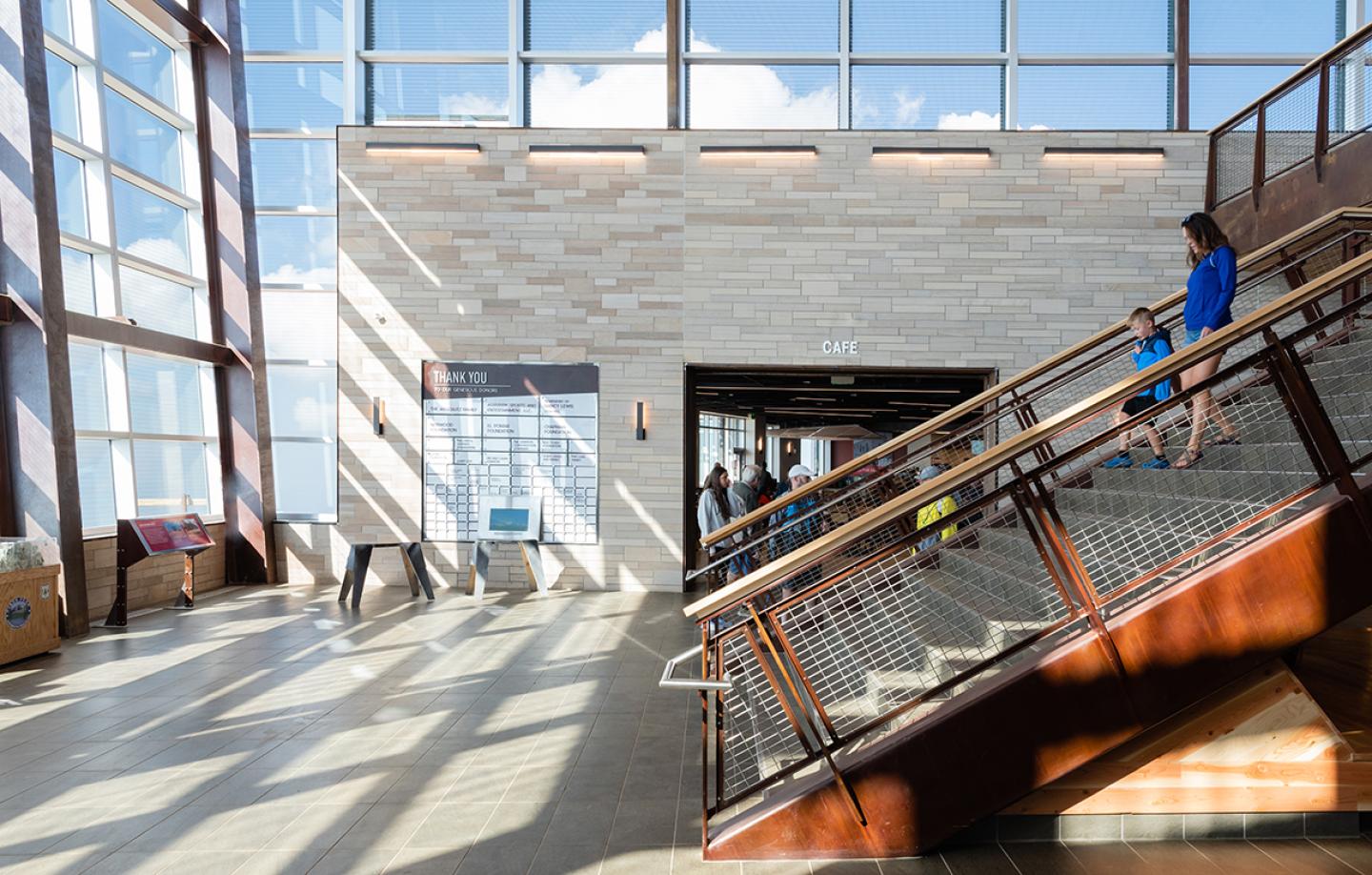 Finelite Pike's Peak Summit Complex