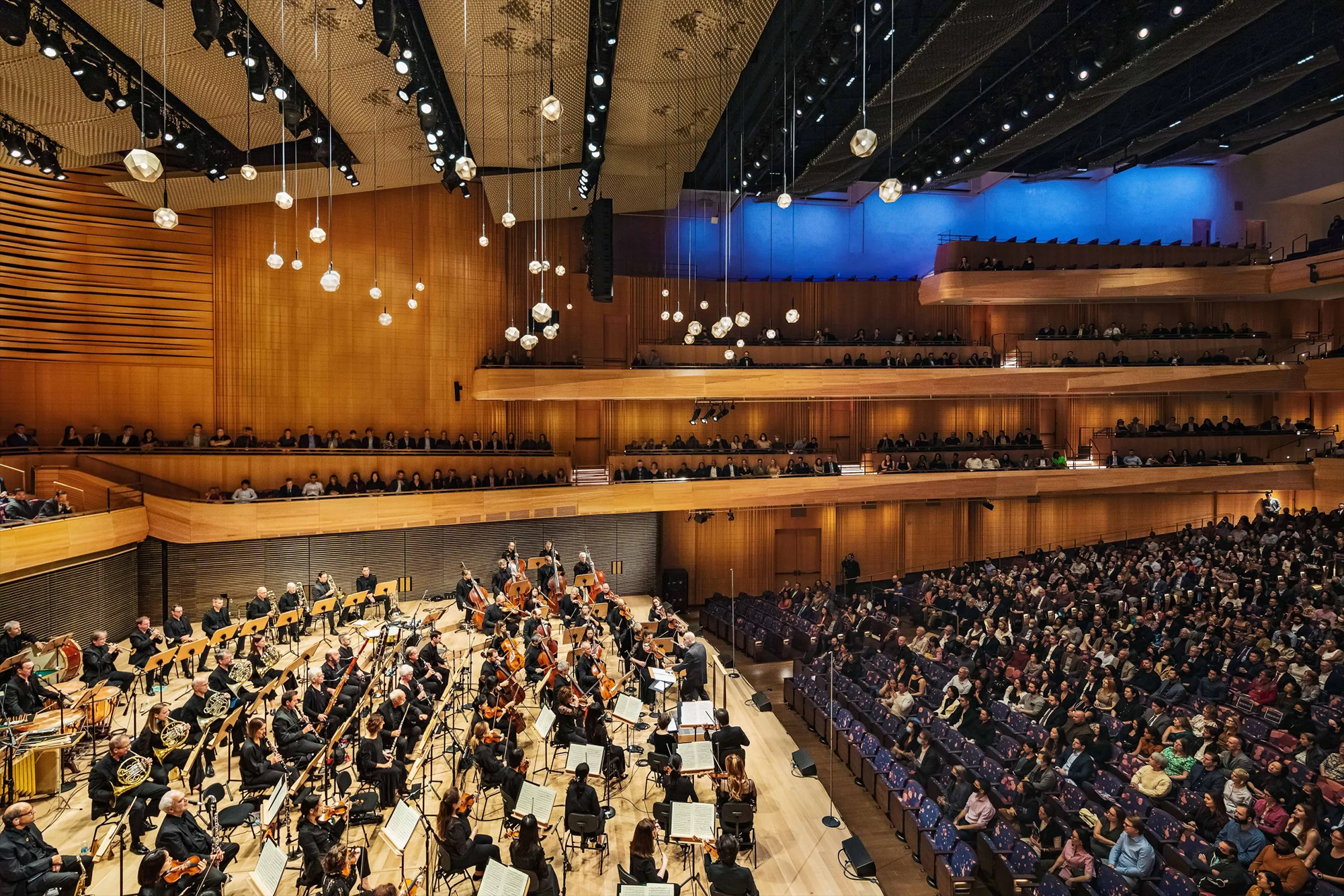 GVA Lighting Lincoln Center, David Geffen Hall
