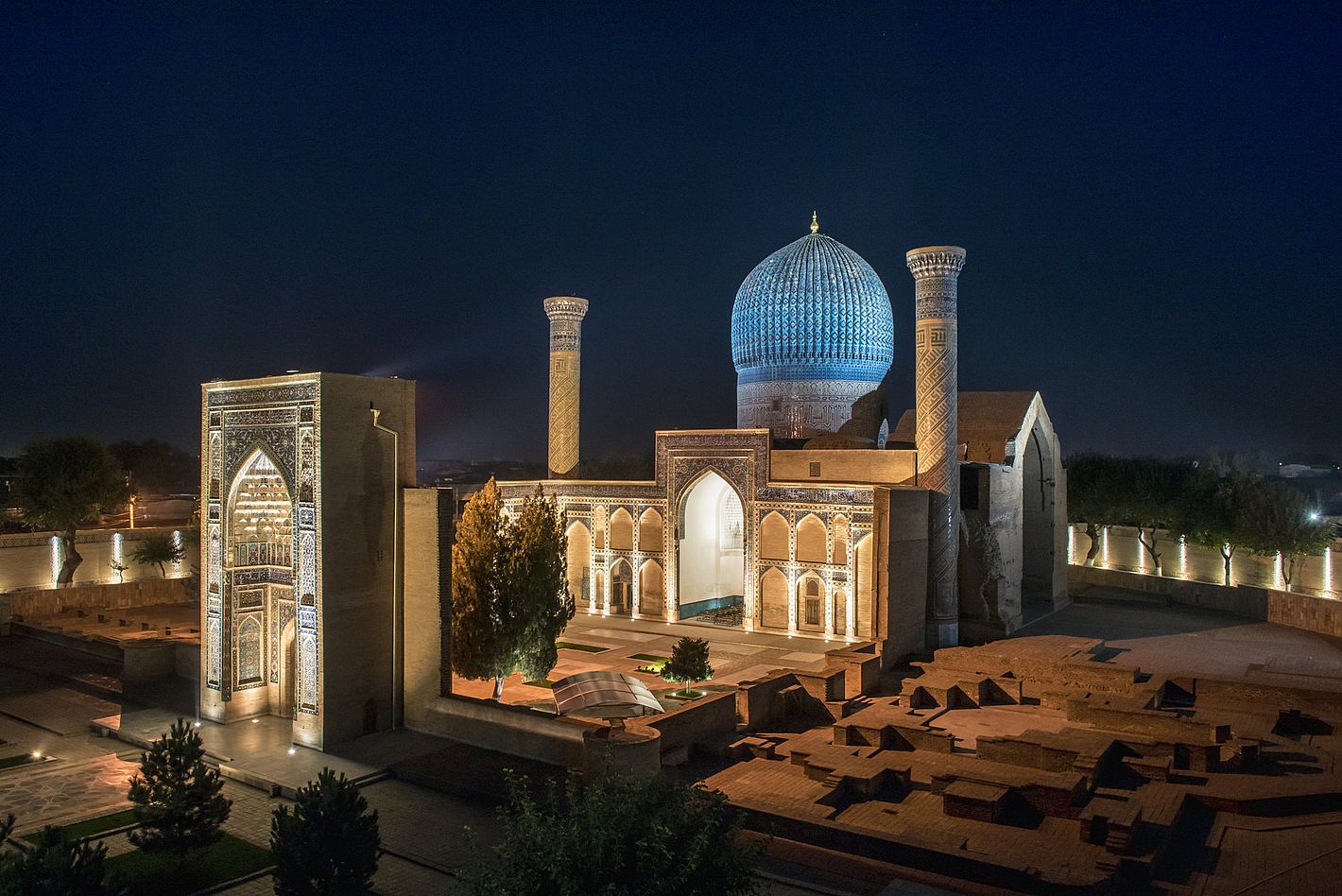Hoffmeister Gur Emir Mausoleum