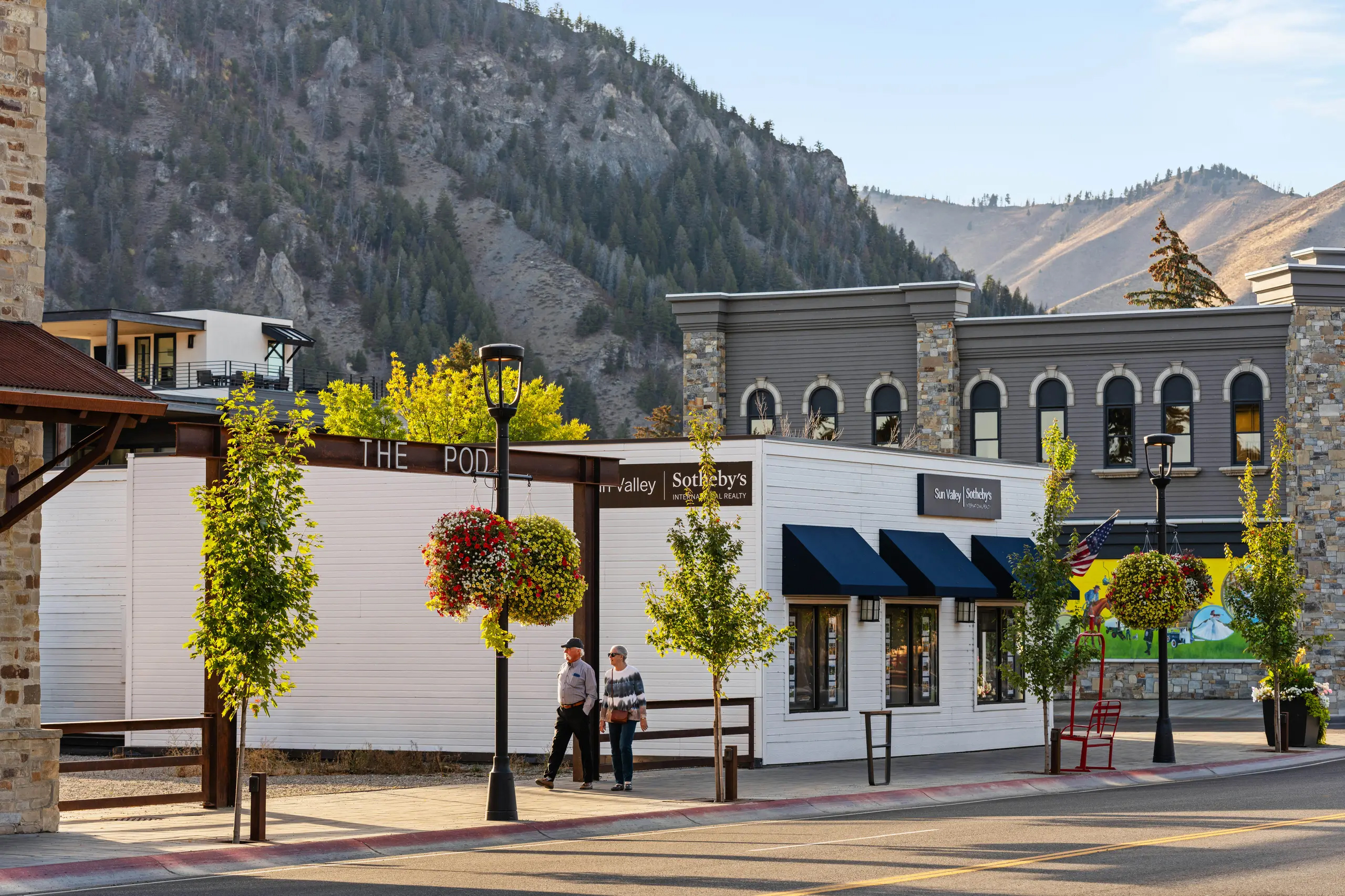 Landscape Forms City of Ketchum Main Street