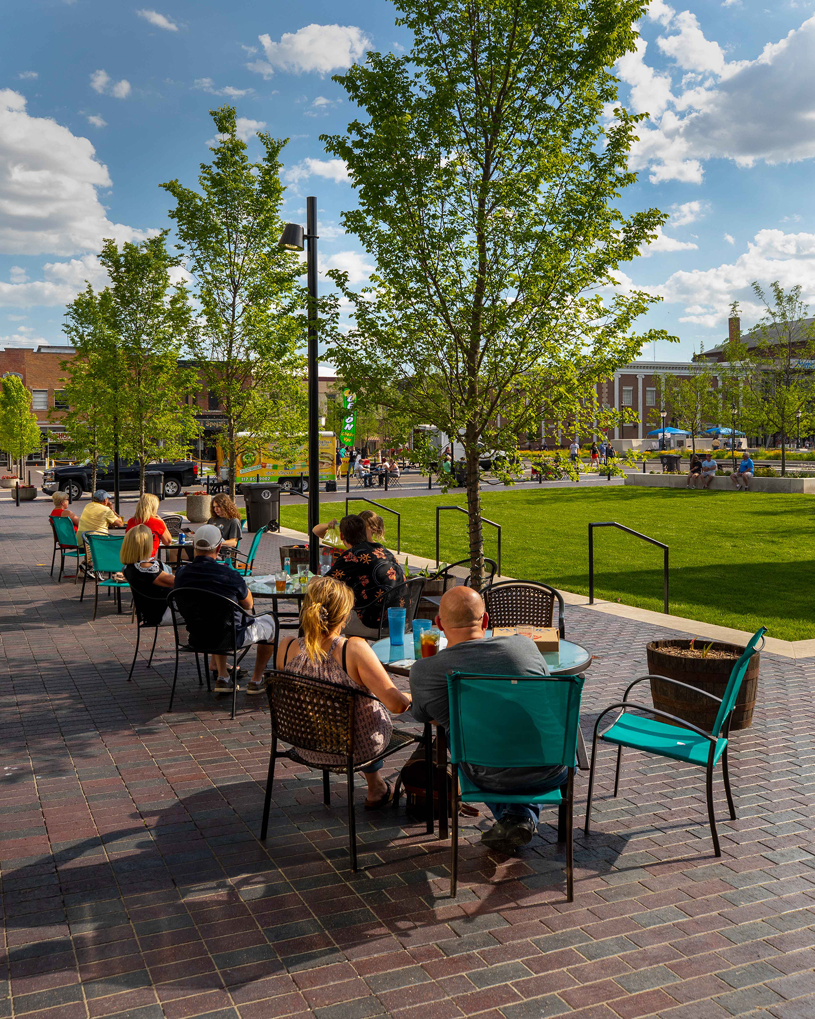 Landscape Forms Shelbyville Downtown Square