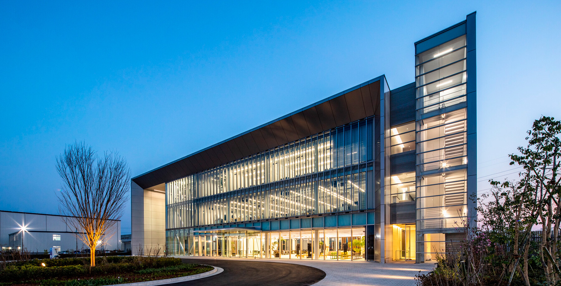 Led Linear TSUKUBA MIRAI CENTER