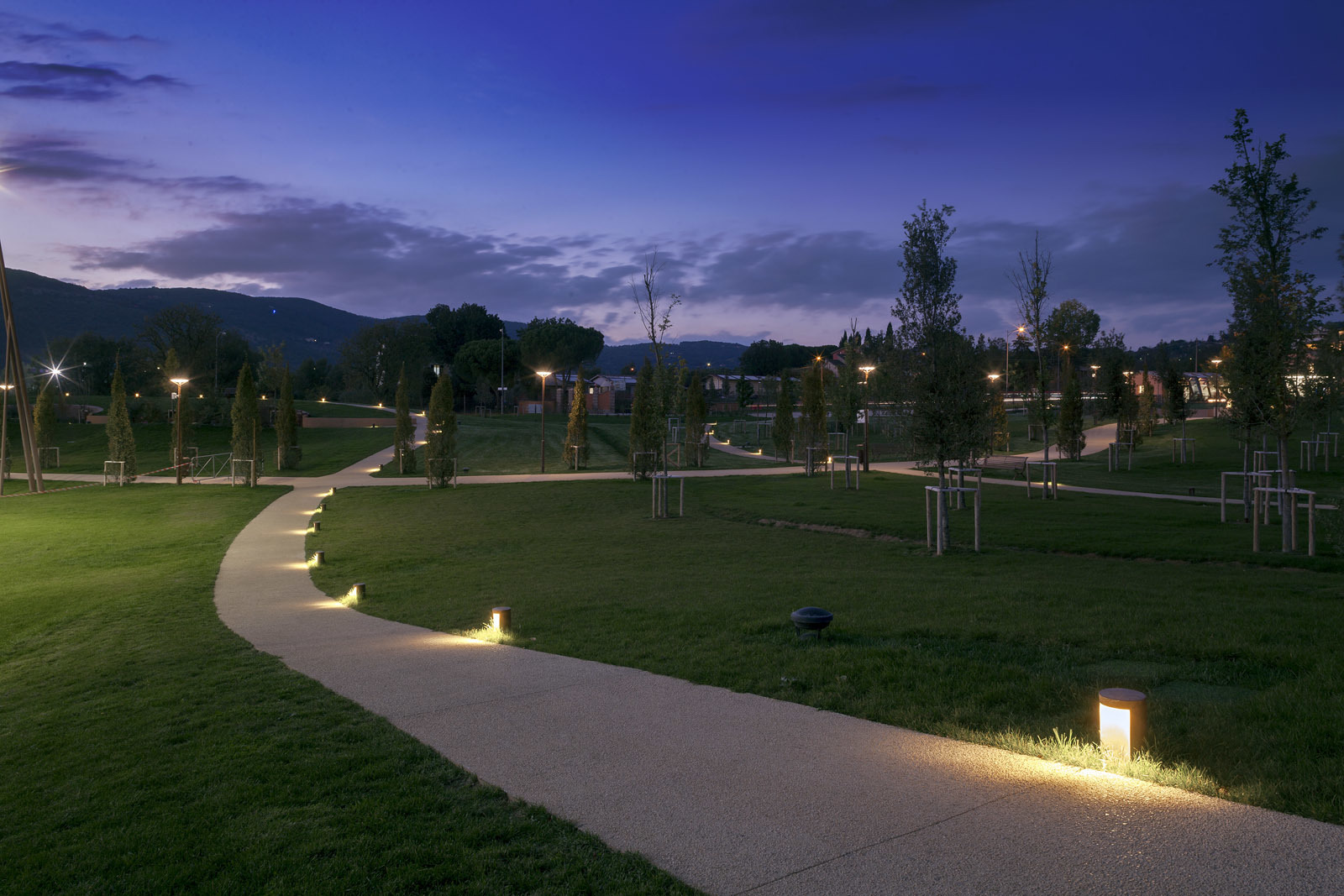 Linea Light Barton Park