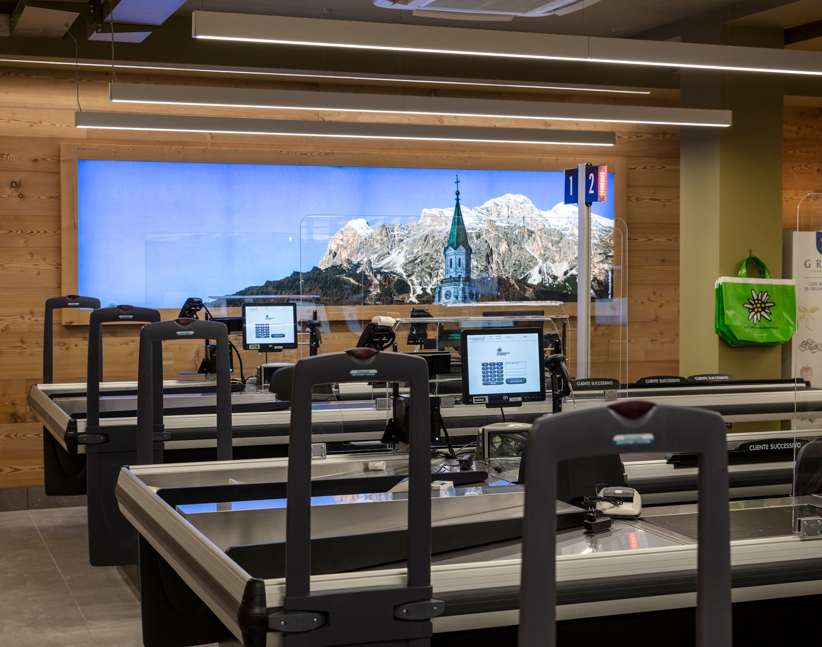 Linea Light Eurospar – La Cooperativa di Cortina