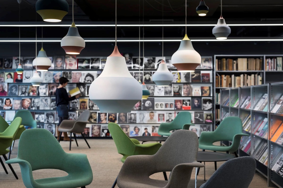 Louis Poulsen Basel Library of Design — Transitlager