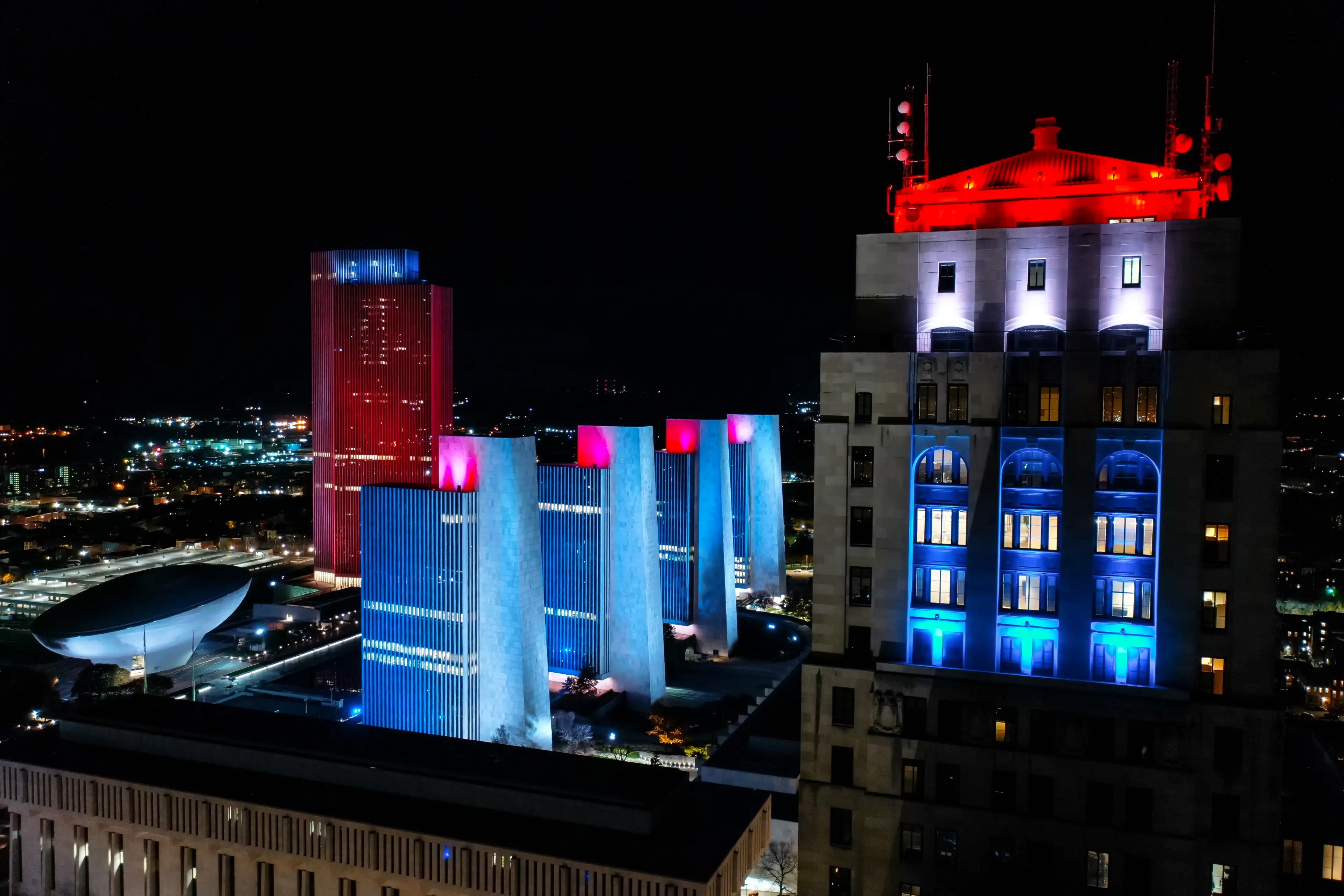 Lumenpulse Empire State Plaza