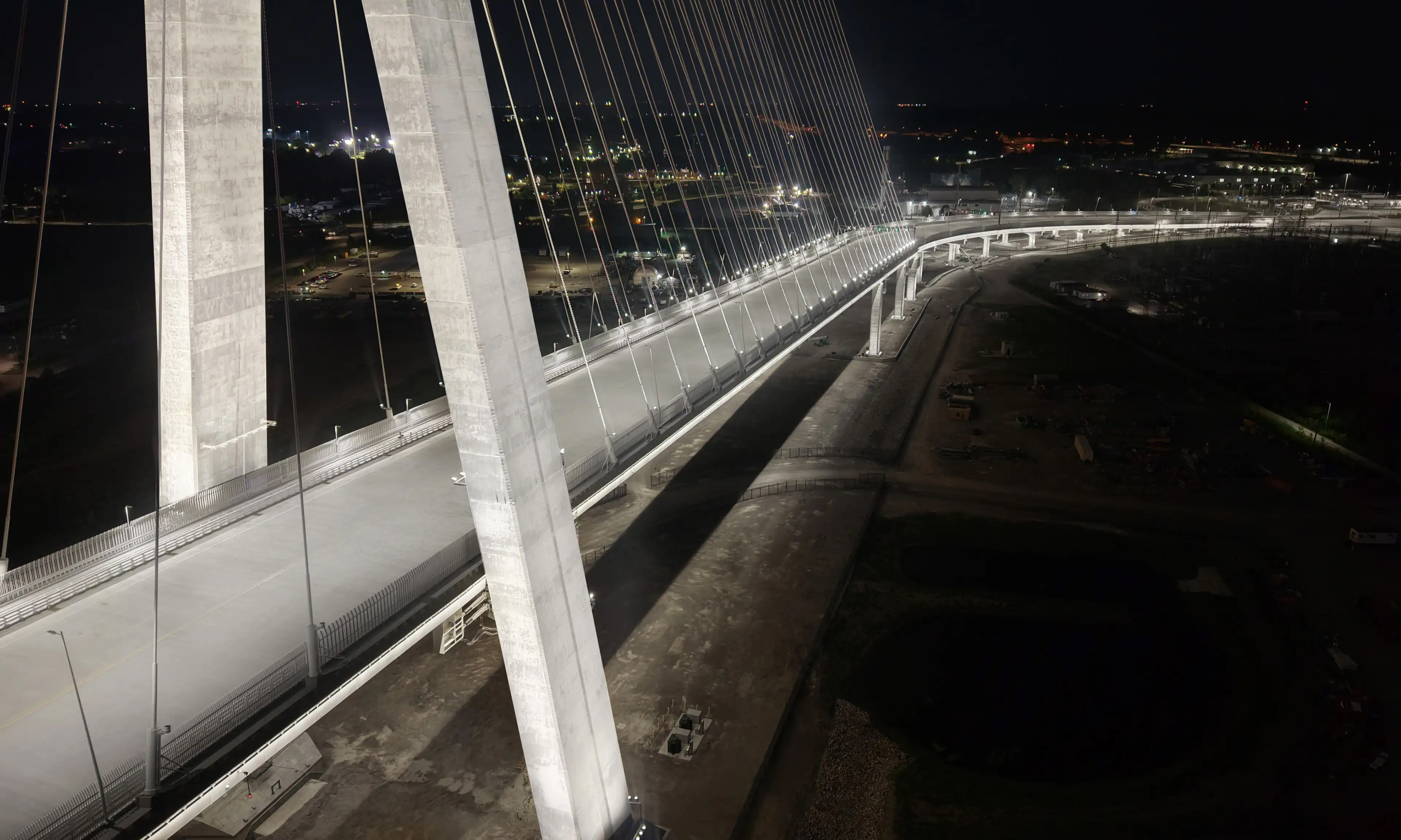 Lumenpulse Gordie Howe International Bridge