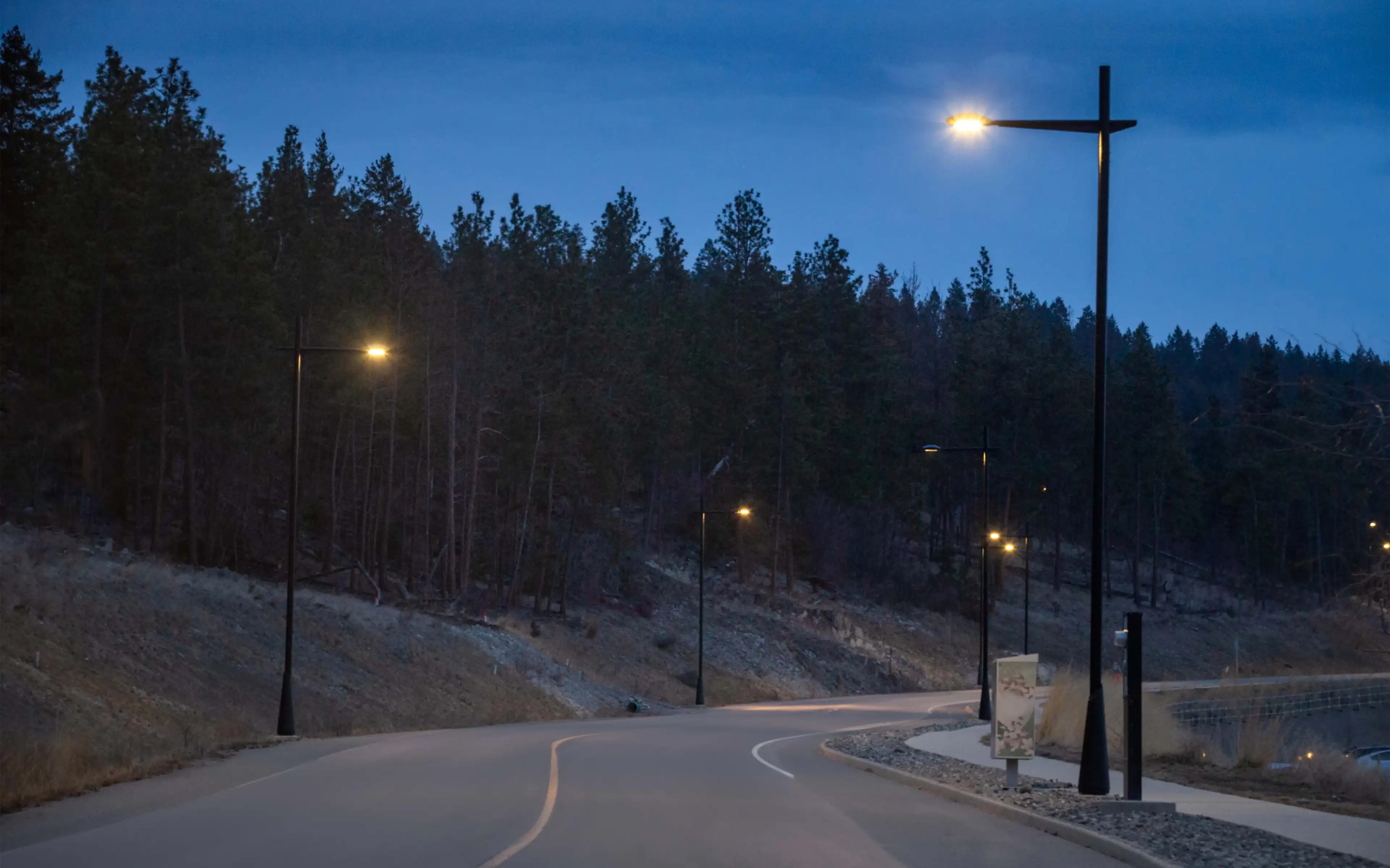 Lumenpulse Lakestone Drive