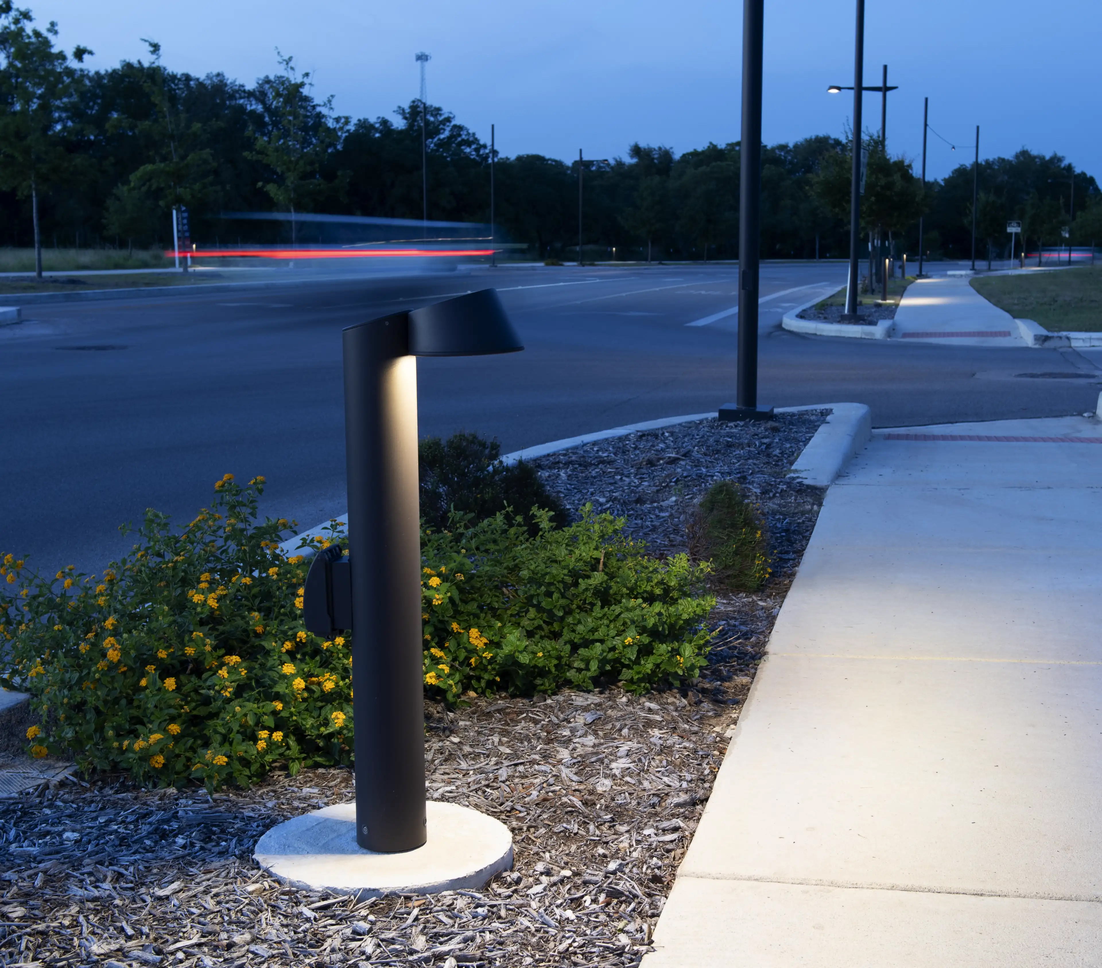 Lumenpulse Lemon Creek Blvd