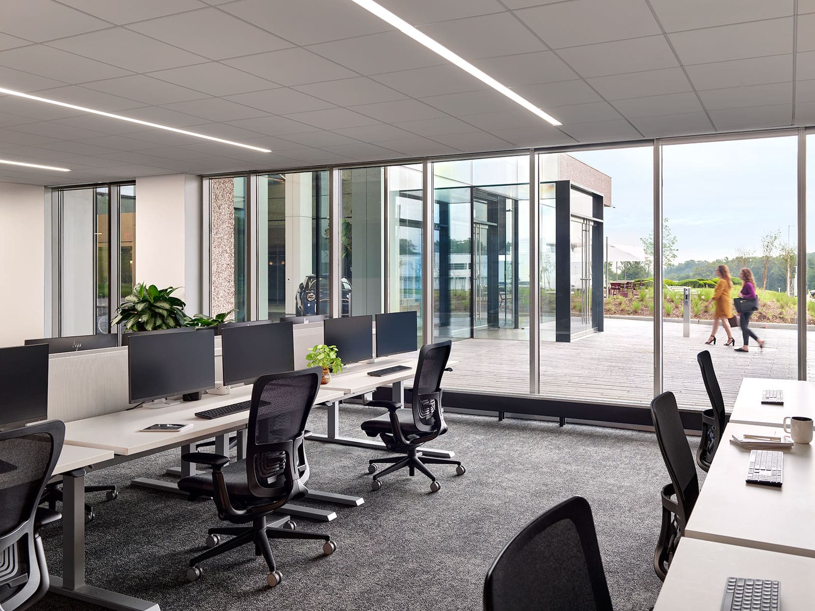 Lumenwerx BMW Headquarters