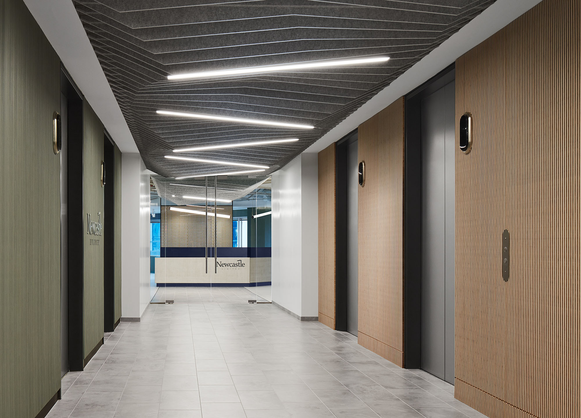 Luminii Newcastle