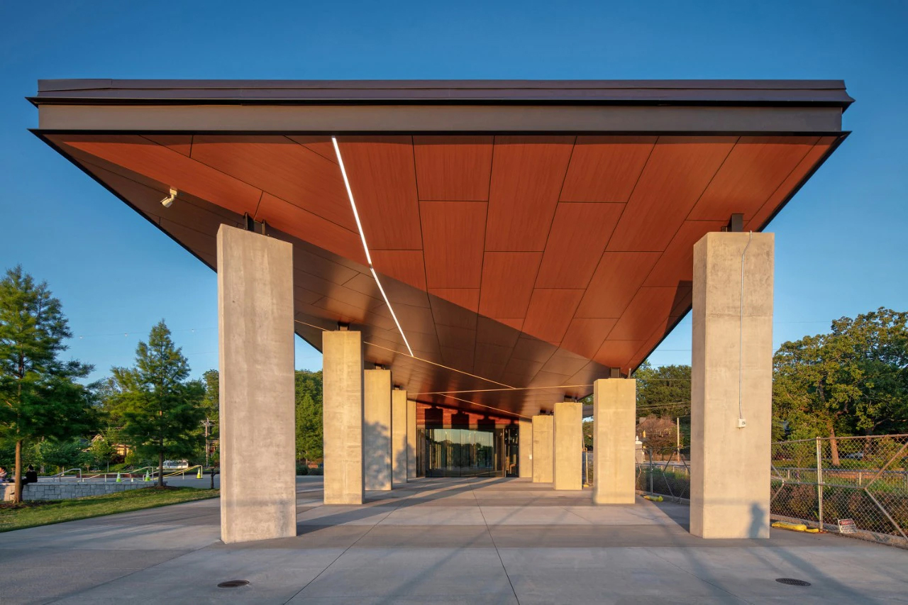 McGraw-Edison Grant Park Gateway Parking Deck