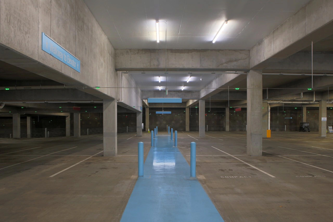 McGraw-Edison Grant Park Gateway Parking Deck
