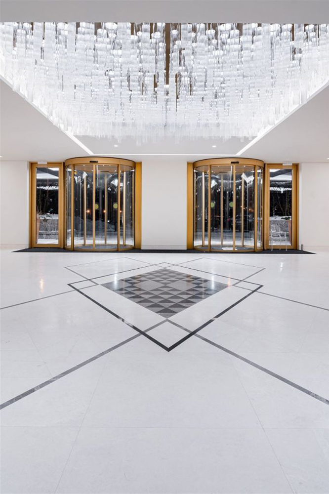 Preciosa Lighting One Trinity Place