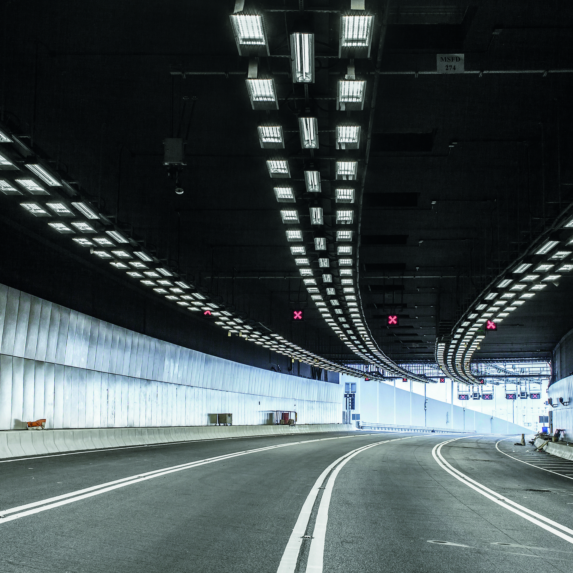 THORN ZHUHAI–MACAU BRIDGE
