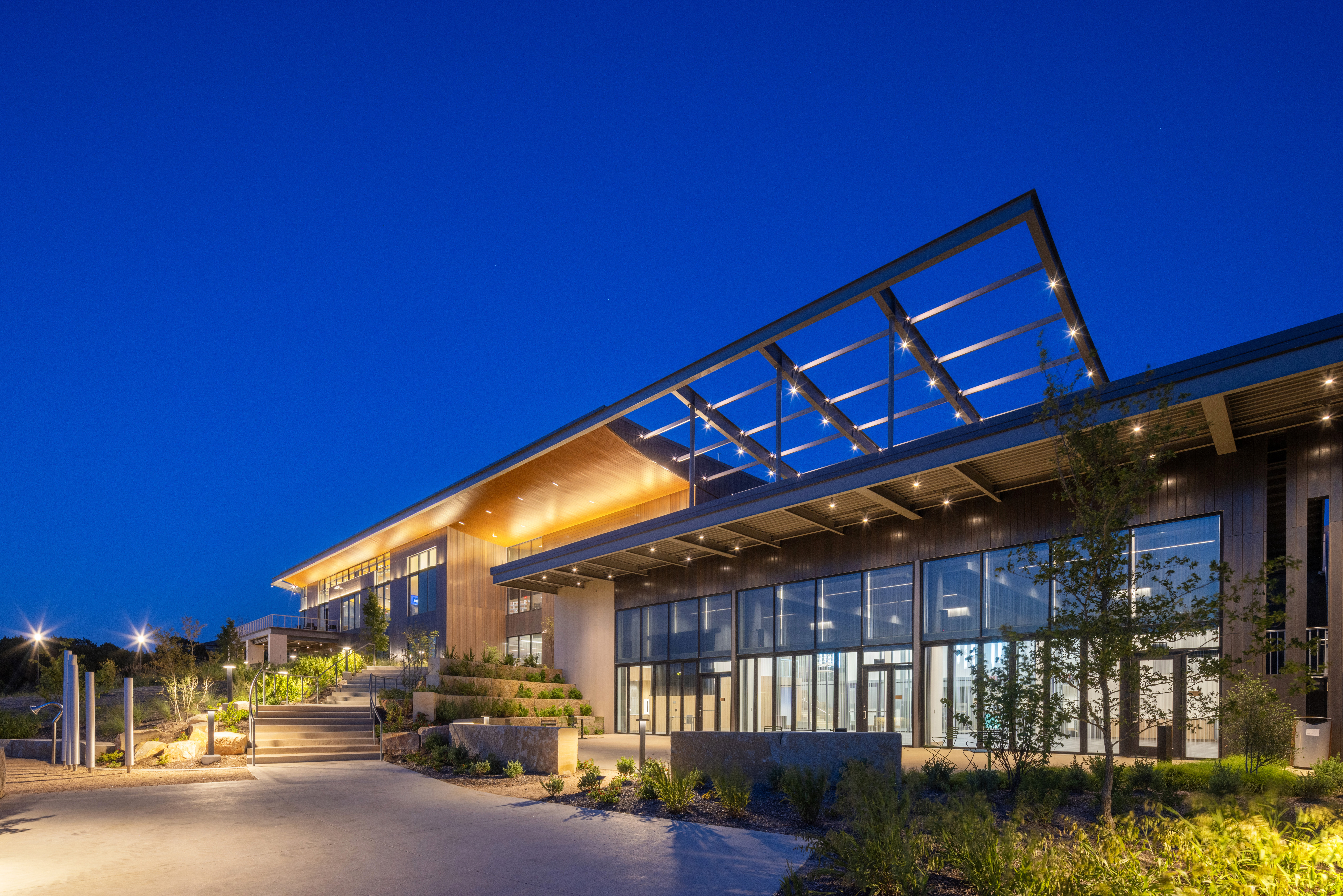 Targetti Traphene Hickman Library