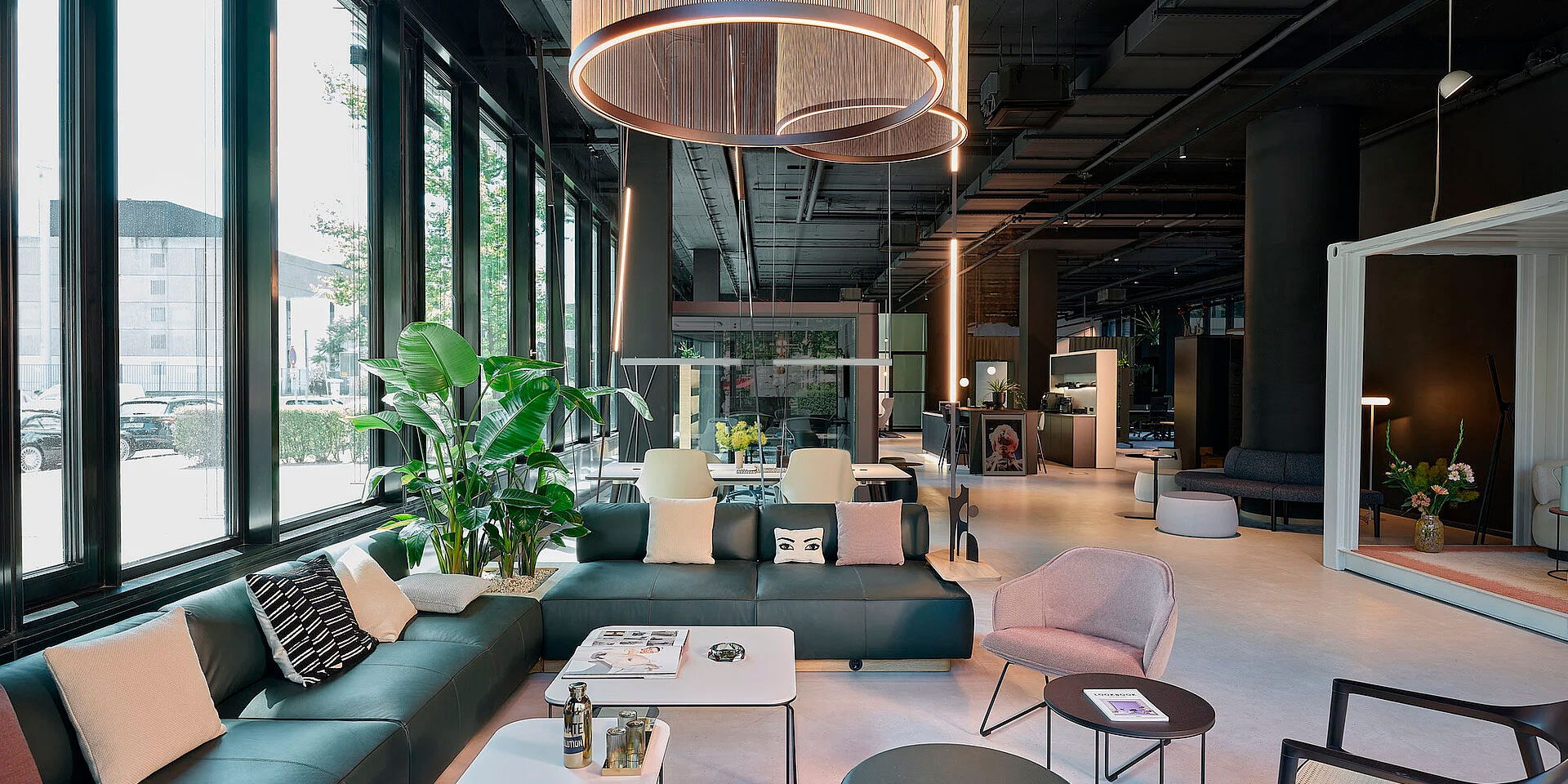 Vibia The Sedus Showroom Hub