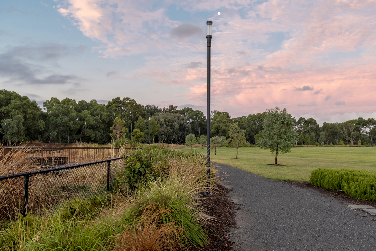 We-ef Lighting Felixstow Reserve