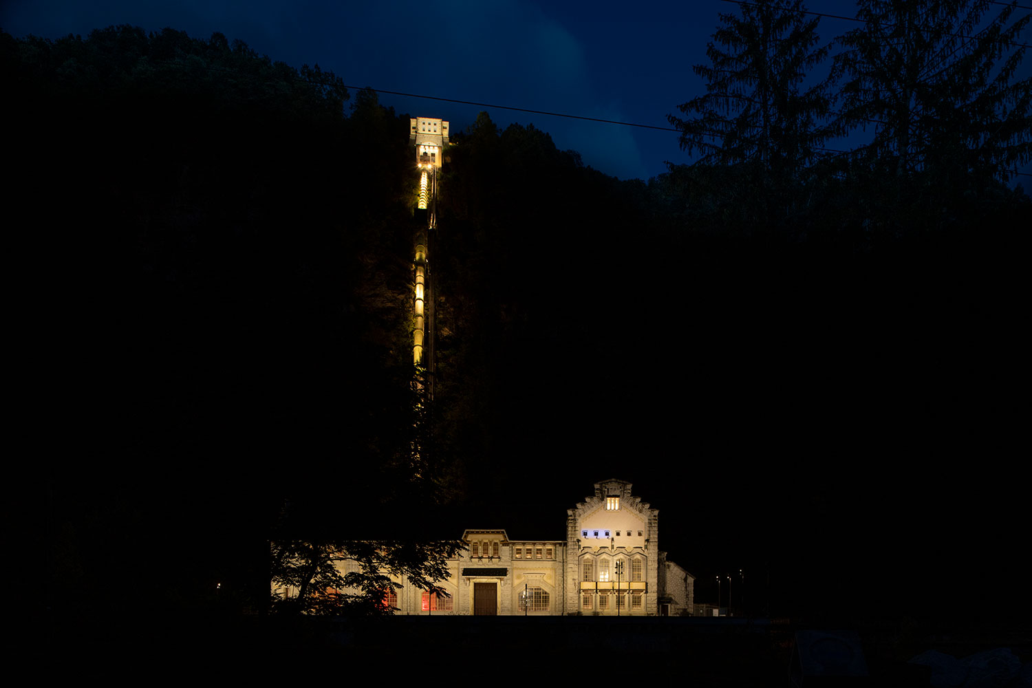 iGuzzini The Crego Hydroelectric Power Station