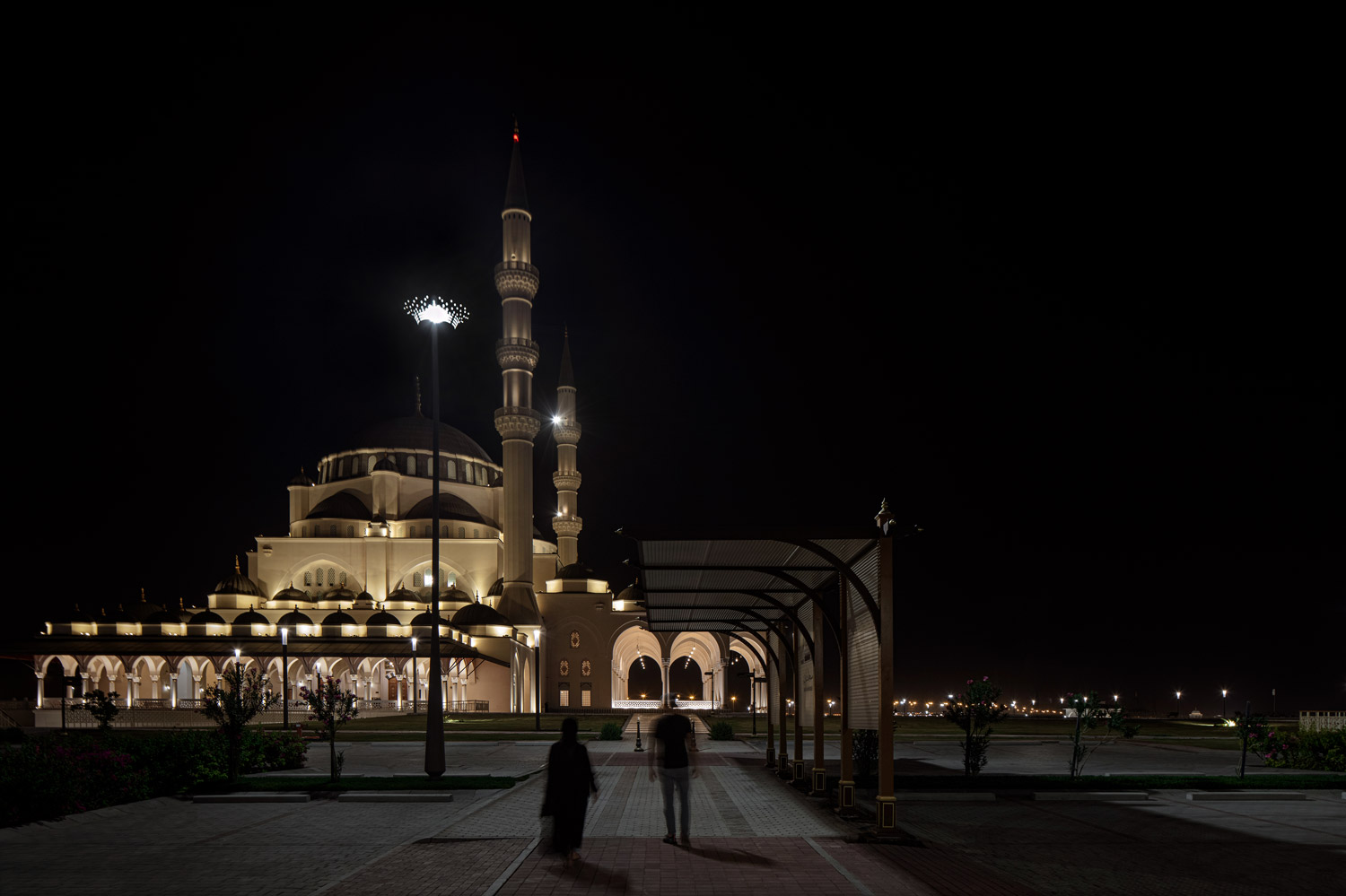 iGuzzini The Sharjah Mosque