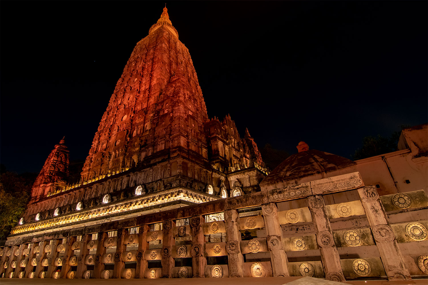 iGuzzini The Temple of Mahabodhi