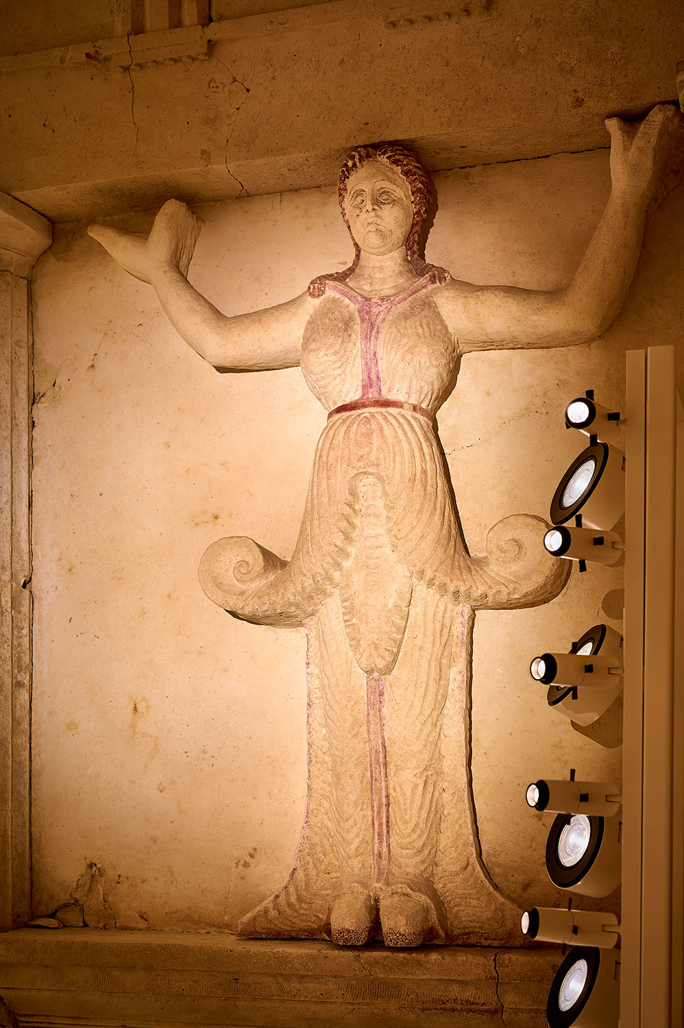 iGuzzini The Thracian Tomb of Sveshtari